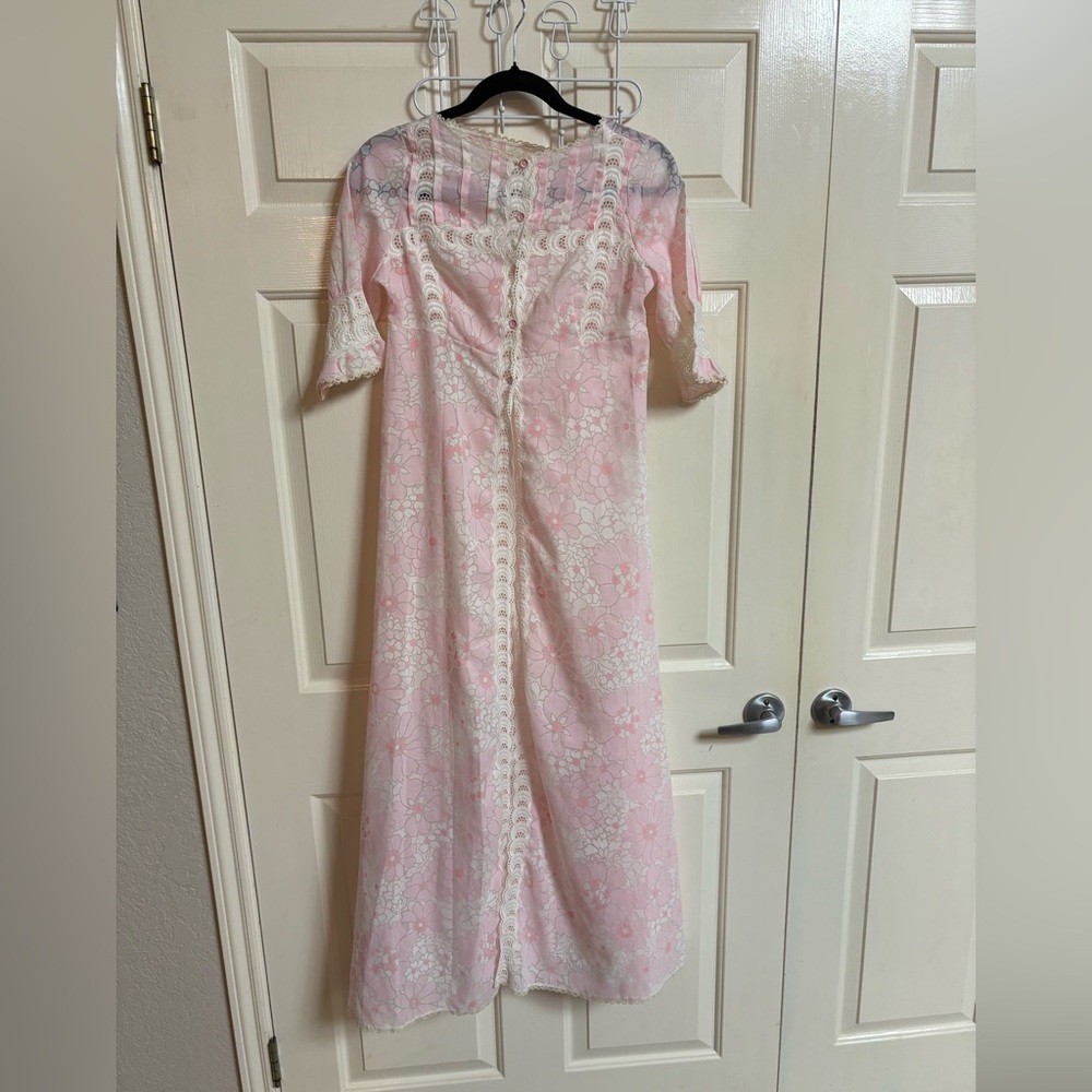 VTG 1950s 1960s 100% Cotton Floral Pink Long Line Coquette Robe